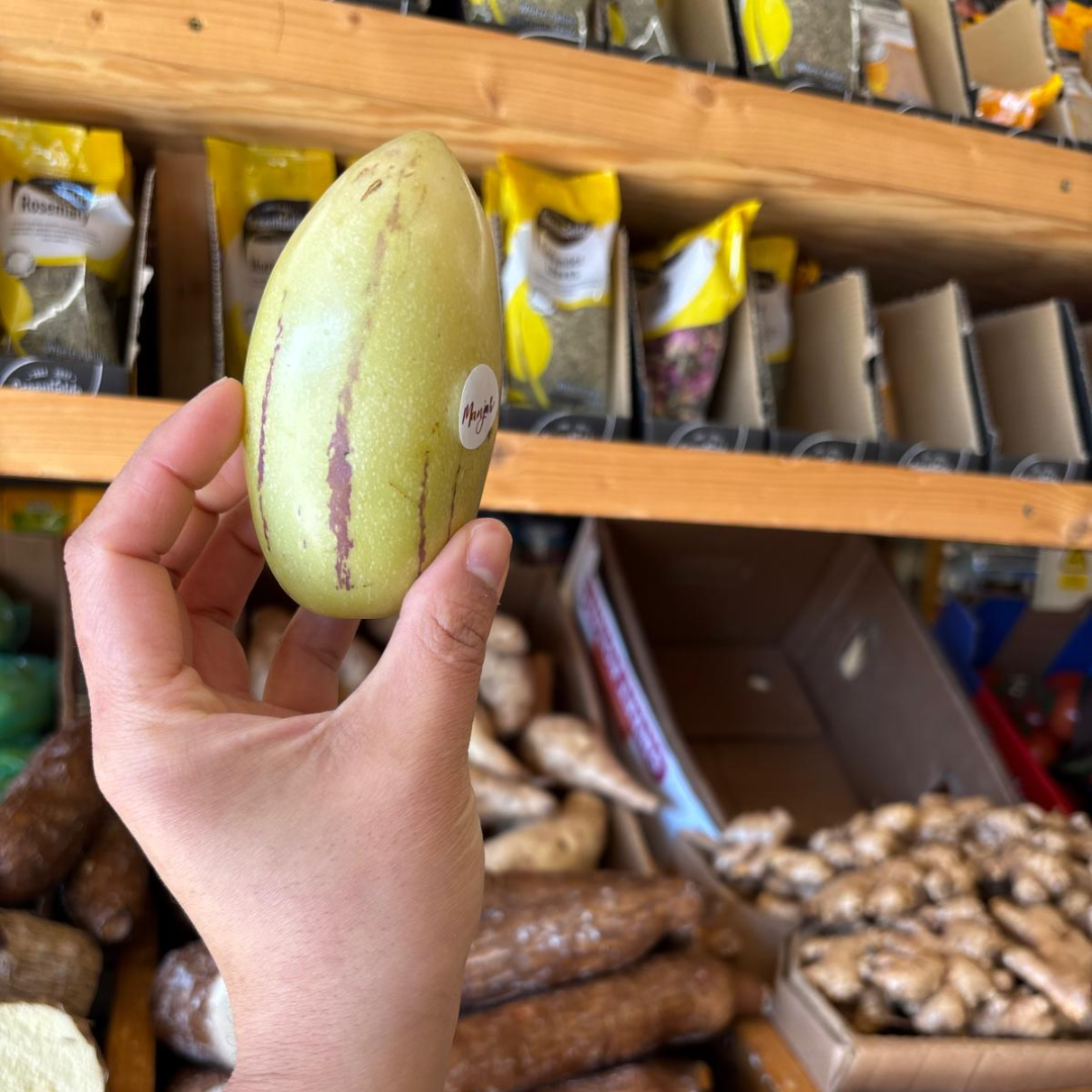 Columbian Pepino Melon (Single)