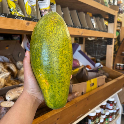 Brazilian Whole Papaya (Approx 1 - 1.5kg)