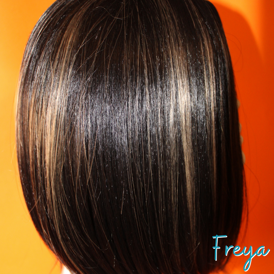 Freya - 14' Straight Synthetic Wig - Black with Brown/Blonde Highlights
