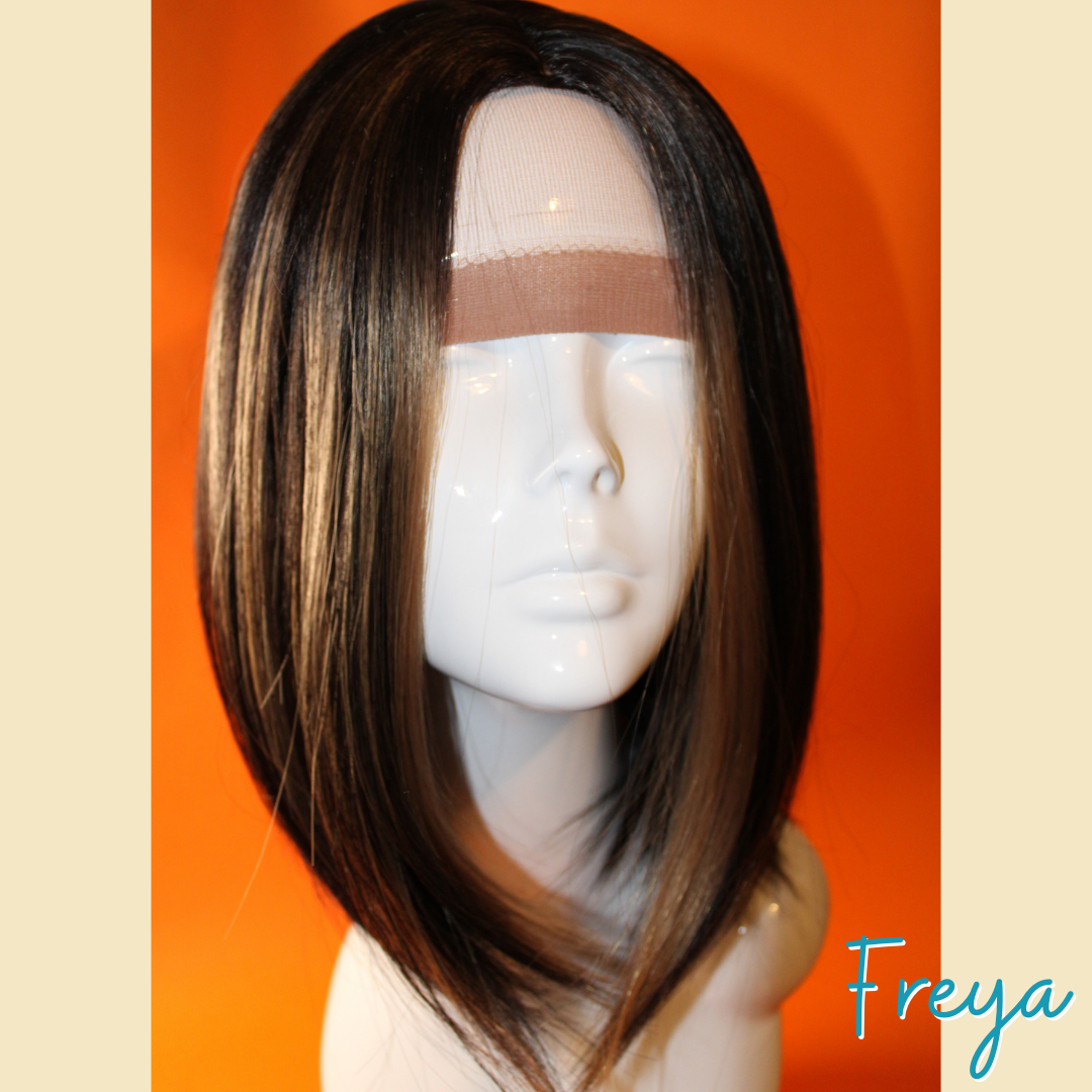 Freya - 14' Straight Synthetic Wig - Black with Brown/Blonde Highlights