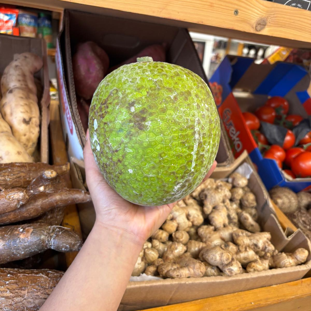 St Lucian Breadfruit - 1.2kg - Listing D